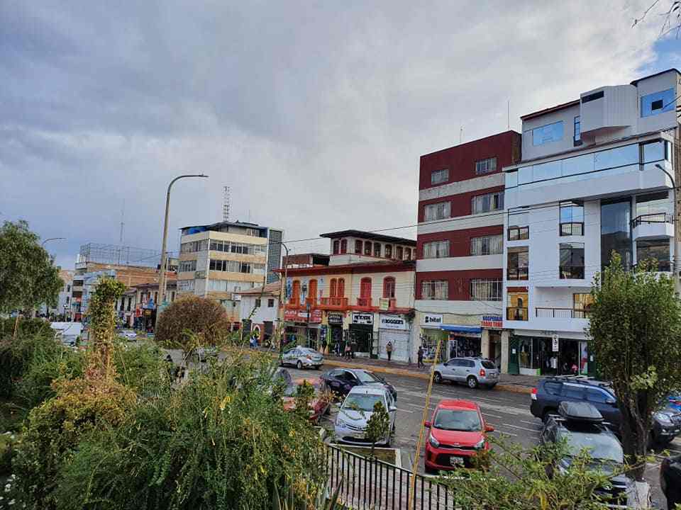 alquilo casa en huamanmarca